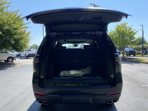 New 2026 Chevrolet Tahoe High Country AWD/4WD image 11