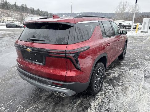 New 2026 Chevrolet Traverse LT w/ Sun and Wheel Package image 5