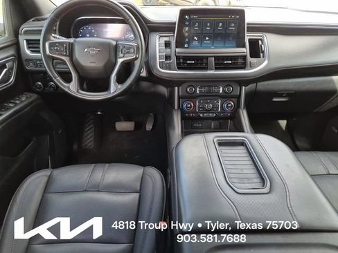 Used 2023 Chevrolet Suburban RST w/ Luxury Package RWD image 29