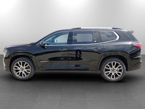 New 2026 GMC Acadia Denali Ultimate w/ LPO, Floor Liner Package AWD/4WD image 8