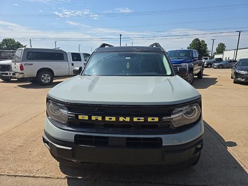 Used 2023 Ford Bronco Sport Outer Banks w/ Tech Package AWD/4WD image 2
