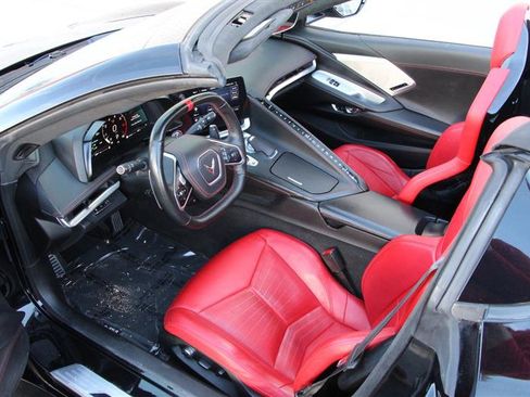 Used 2023 Chevrolet Corvette Stingray Premium Conv w/ Z51 Performance Package image 17