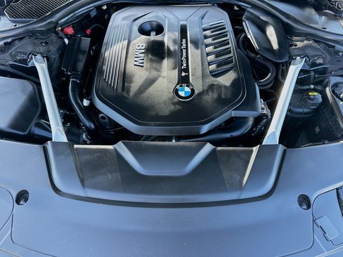 Used 2019 BMW 740i w/ Executive Package RWD image 34