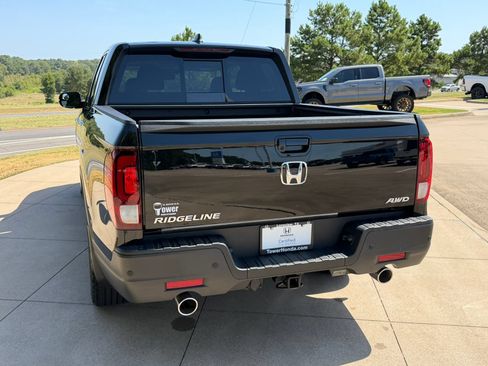 Used 2023 Honda Ridgeline RTL-E image 5