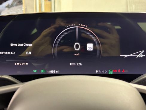 Used 2024 Lucid Air Touring AWD/4WD image 21