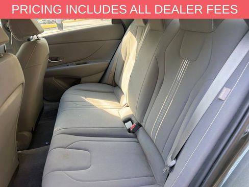 Used 2024 Hyundai Elantra SEL FWD image 9