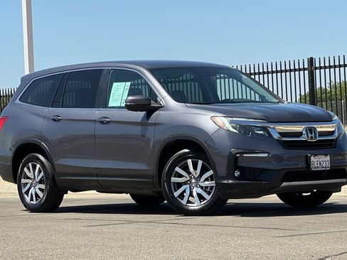 Used 2019 Honda Pilot EX image 2