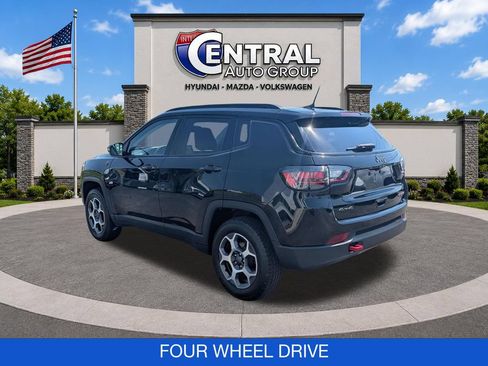 Used 2022 Jeep Compass Trailhawk w/ Trailhawk Elite Group AWD/4WD image 6