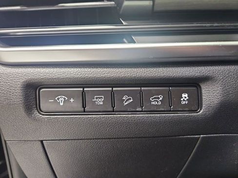 Used 2025 Kia Telluride AWD image 26