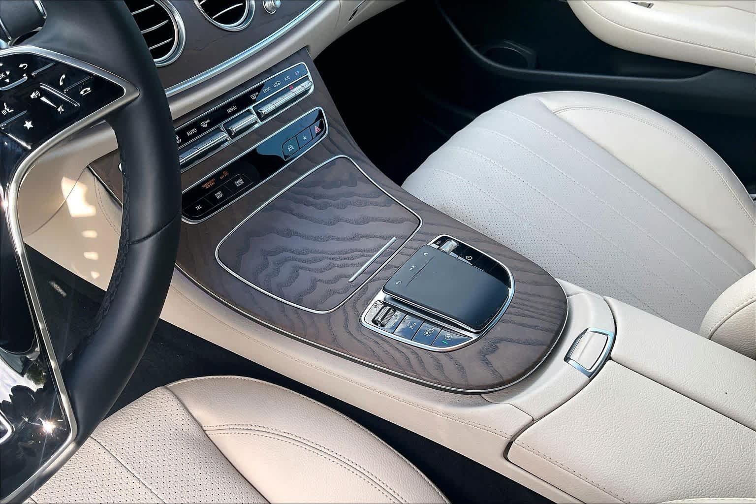 Used 2022 Mercedes-Benz E 350 Sedan image 17