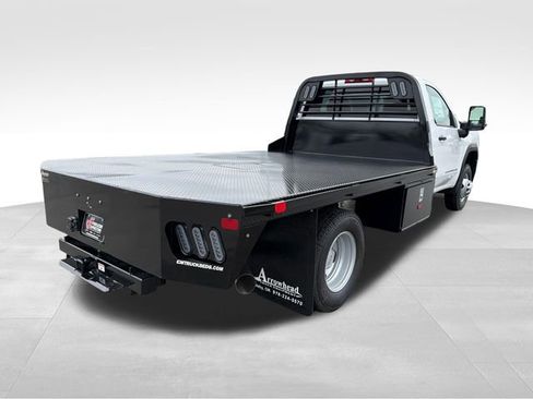 New 2026 GMC Sierra 3500 Pro w/ Convenience Package AWD/4WD image 7