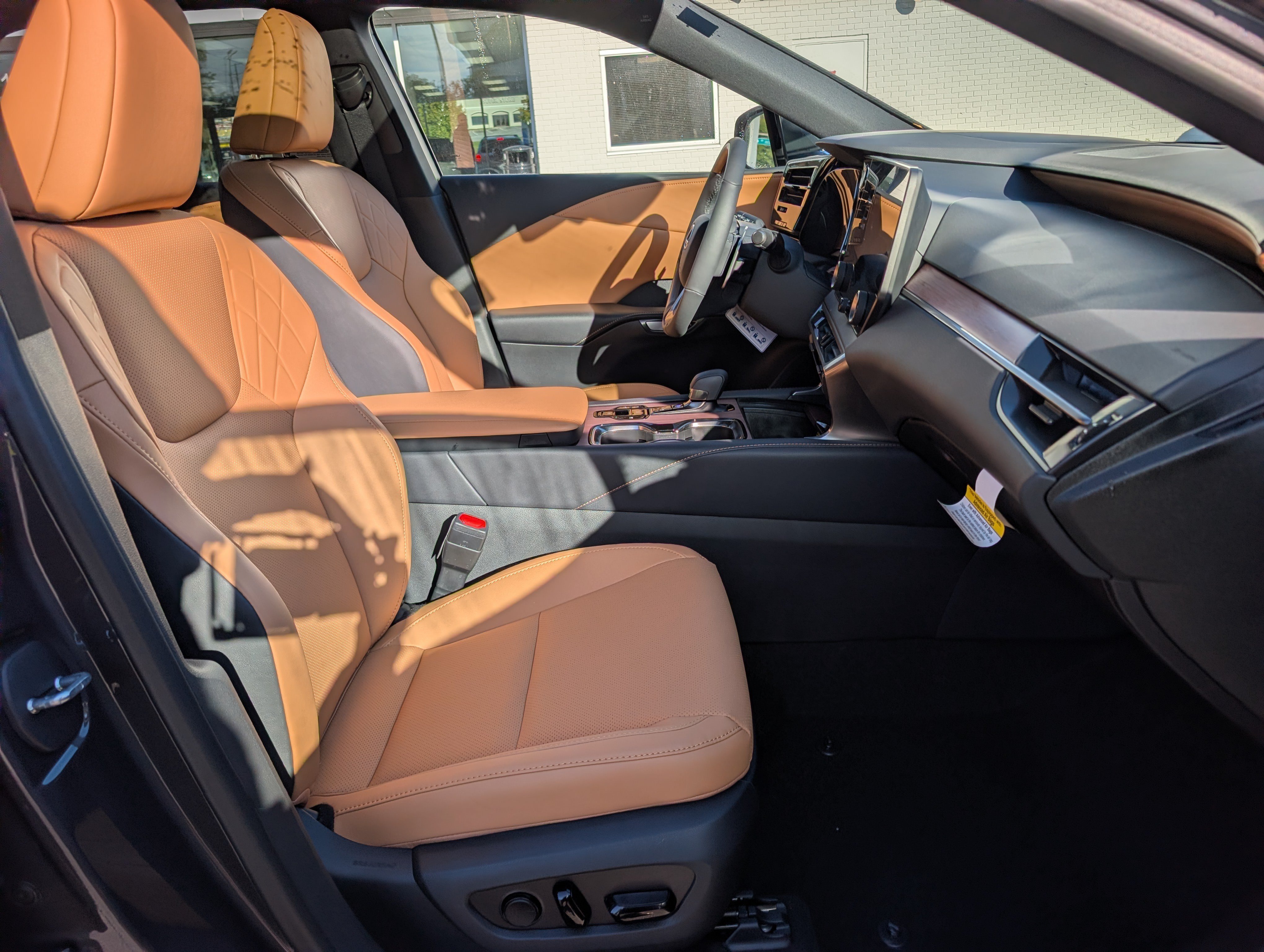 New 2026 Lexus RX 350h AWD/4WD image 7