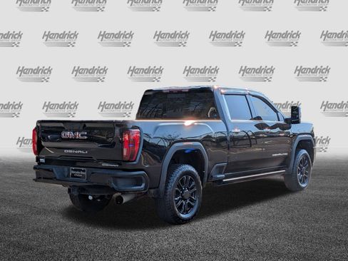 Used 2023 GMC Sierra 2500 Denali w/ Denali Black Diamond Edition image 10