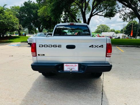 Used 2003 Dodge Dakota Sport AWD/4WD image 4