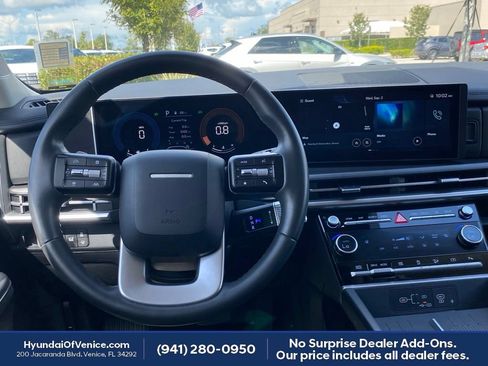 Certified 2025 Hyundai Santa Fe XRT AWD/4WD image 3