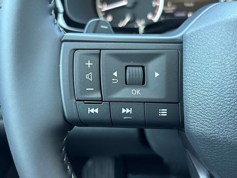 New 2026 Nissan Pathfinder SV FWD image 18