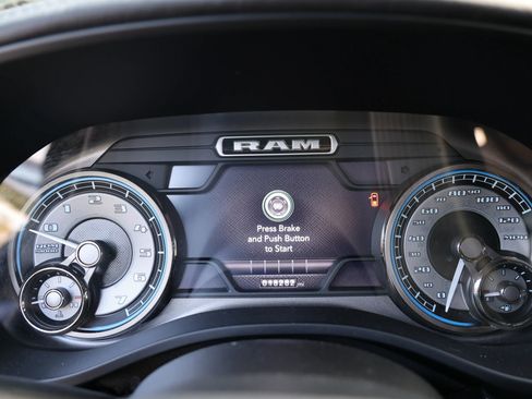 Used 2021 RAM 1500 Limited w/ Night Edition image 16