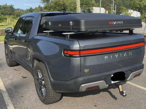 Used 2022 Rivian R1T Launch Edition AWD/4WD image 2