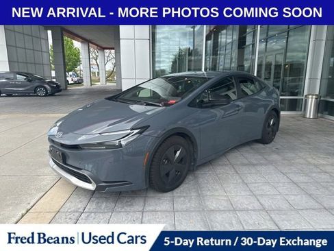 Used 2023 Toyota Prius Prime FWD image 7