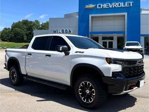 Used 2022 Chevrolet Silverado 1500 ZR2 w/ Technology Package image 1
