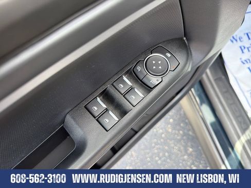 Used 2022 Ford Bronco Sport Outer Banks w/ Tech Package AWD/4WD image 11