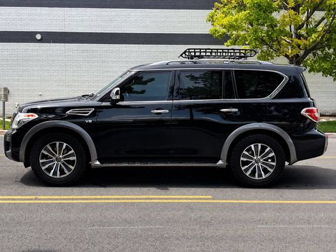 Used 2020 Nissan Armada SL AWD/4WD image 2