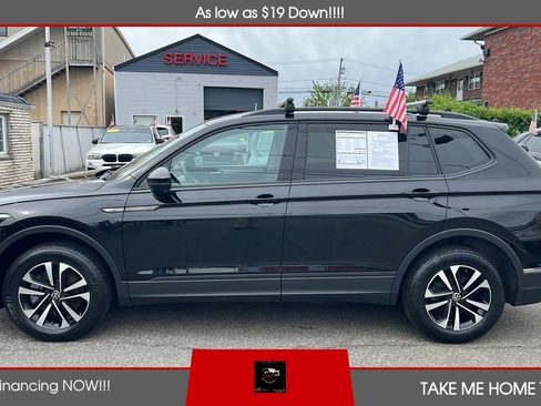 Used 2022 Volkswagen Tiguan S AWD/4WD image 2
