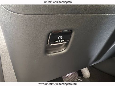 New 2026 Lincoln Navigator L Reserve AWD/4WD image 39