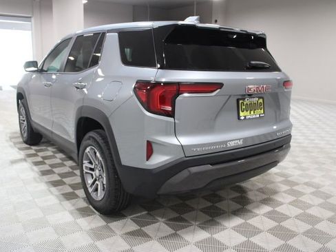 Used 2026 GMC Terrain Elevation w/ Technology Package II FWD image 9