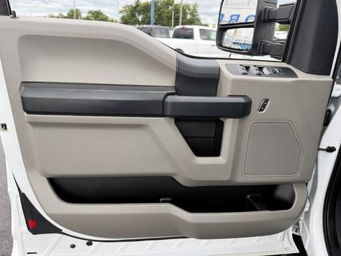 Used 2022 Ford F250 XL w/ Power Equipment Group AWD/4WD image 10