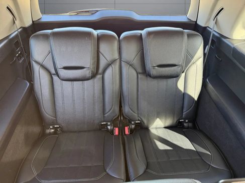 Used 2015 Mercedes-Benz GL 450 4MATIC image 22