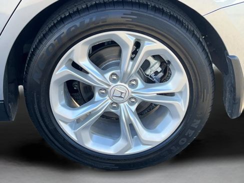 Used 2023 Honda Accord LX image 11