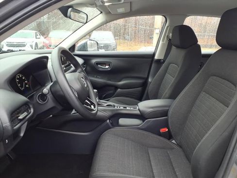 Used 2024 Honda HR-V LX image 12