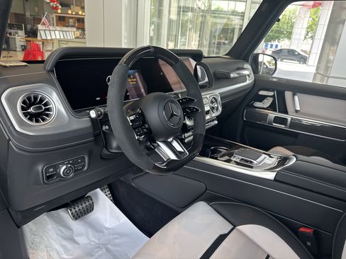 Used 2025 Mercedes-Benz G 63 AMG 4MATIC image 15