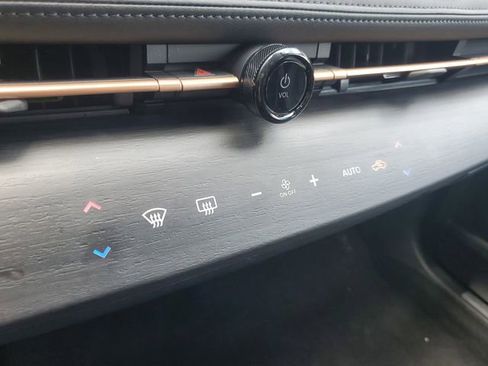 Certified 2024 Nissan Ariya AWD image 26