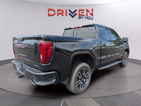 Used 2021 GMC Sierra 1500 AT4 w/ AT4 Premium Package AWD/4WD image 5