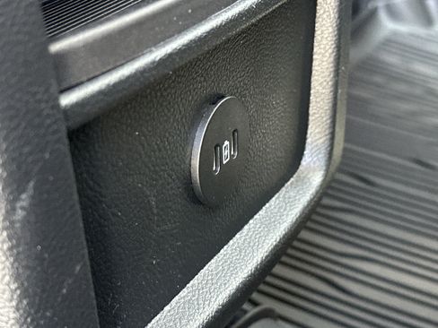 New 2024 Ford Edge SE image 27