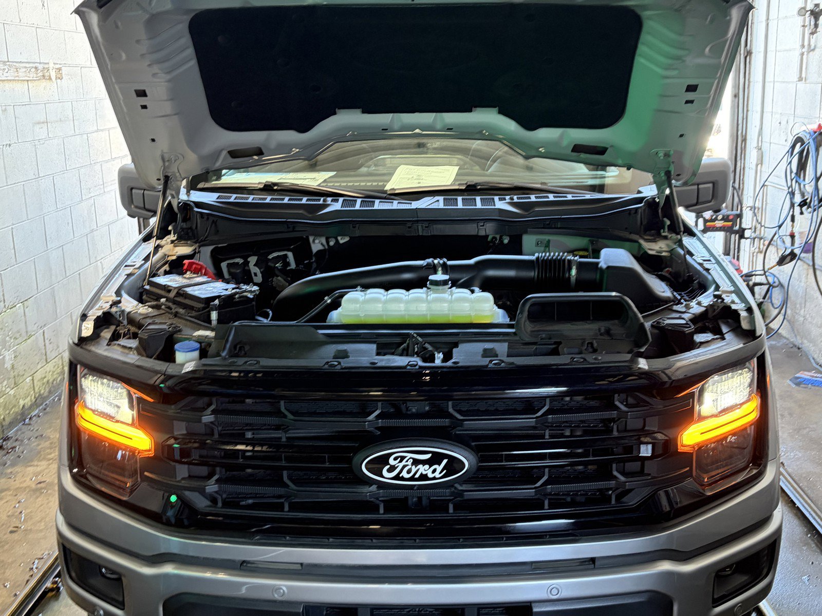 Used 2025 Ford F150 XLT w/ Equipment Group 302A MID AWD/4WD image 33