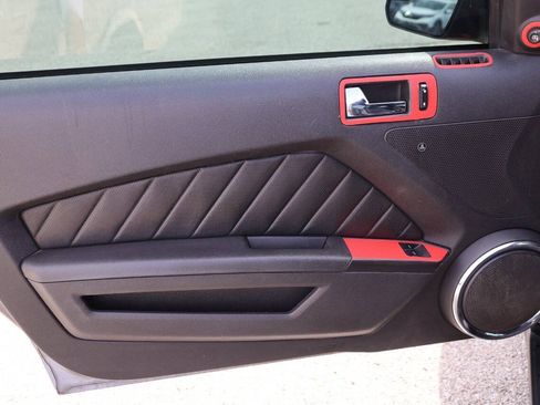 Used 2011 Ford Mustang GT Premium RWD image 12