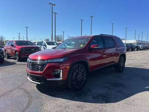 Certified 2023 Chevrolet Traverse RS image 7