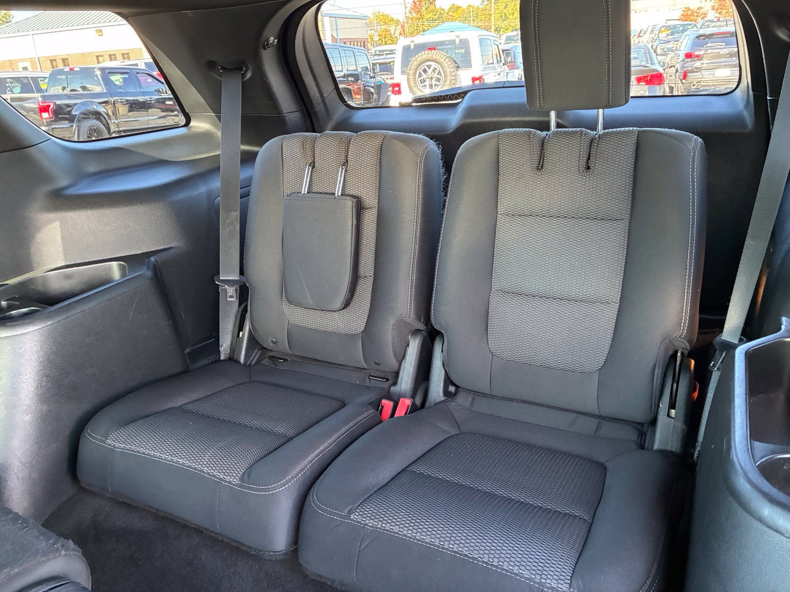 Used 2017 Ford Explorer XLT AWD/4WD image 14