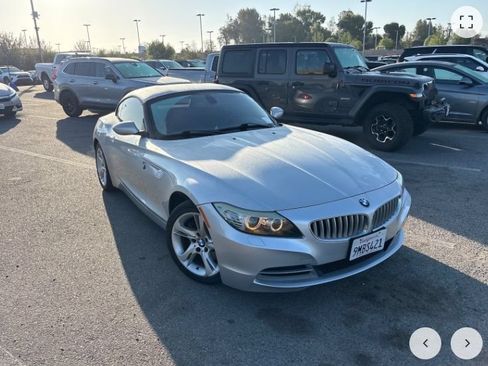 Used 2011 BMW Z4 sDrive35i RWD image 3