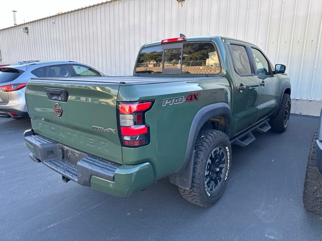 Used 2022 Nissan Frontier PRO-4X AWD/4WD image 3