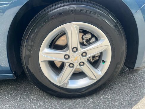 Used 2024 Chevrolet Malibu LS FWD image 14