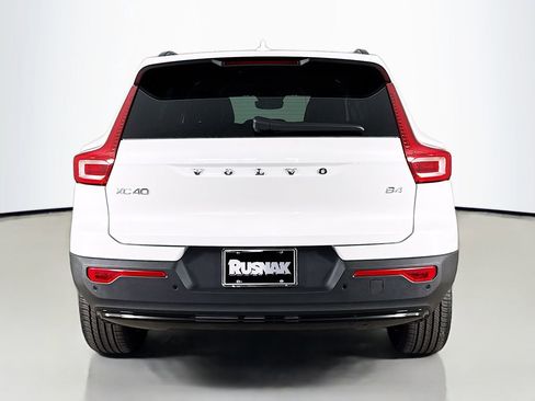 New 2026 Volvo XC40 B4 Plus w/ Protection Package image 6