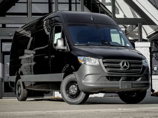 New 2026 Mercedes-Benz Sprinter 2500 video 1