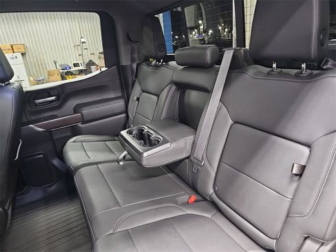 Used 2021 GMC Sierra 1500 SLT w/ SLT Premium Package image 13