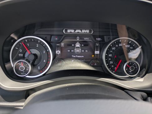New 2026 RAM 3500 Big Horn AWD/4WD image 22