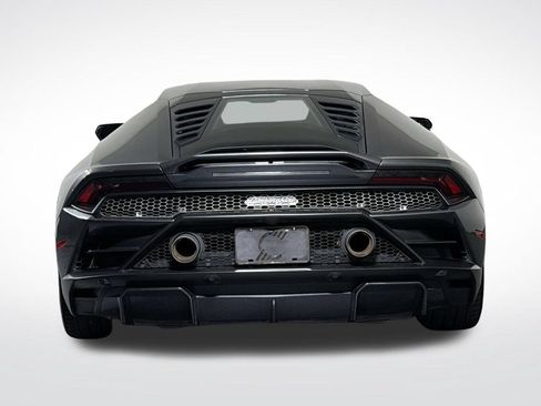 Used 2021 Lamborghini Huracan EVO RWD image 4