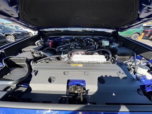 New 2025 Toyota Tacoma TRD Off-Road image 33